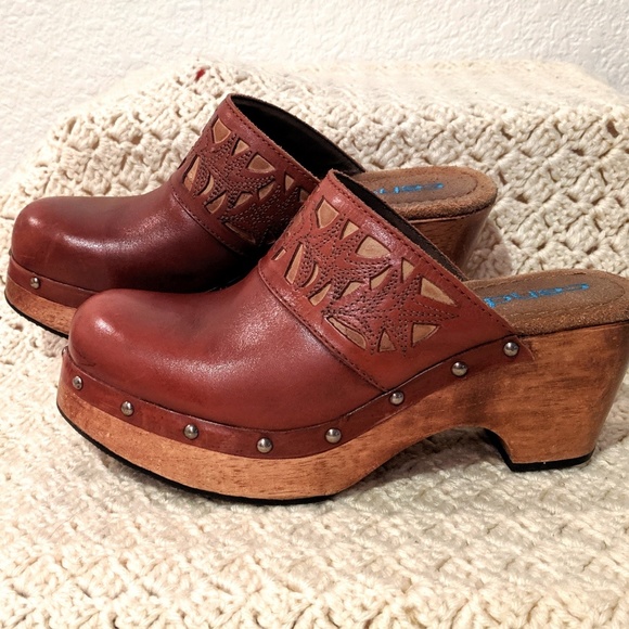 pretty clogs